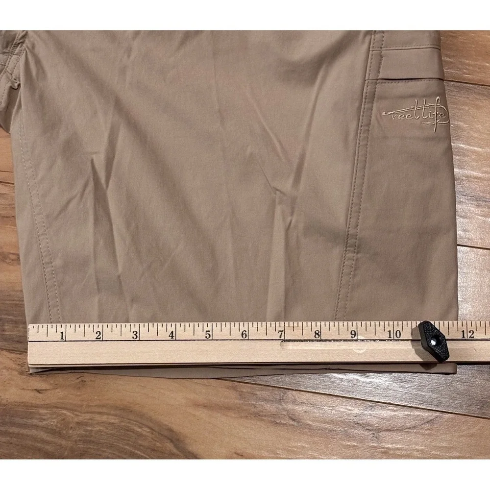 Reel Life Mens 2X Beige Cargo Shorts Pockets Fishing Outdoor Wicking Lightweight